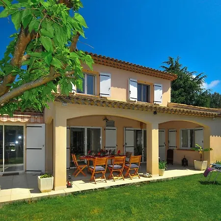 Villa Sleeps 8 Pool Air Con Wifi *