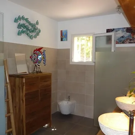Sleeps 8 Pool Air Con Wifi Villa Antibes